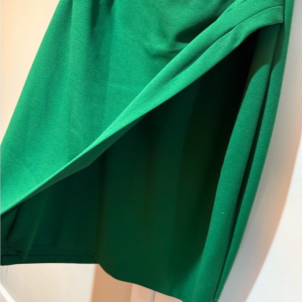 NWT Guess Green Asymmetrical Ruched Sheath Dress - Picture 3 of 5